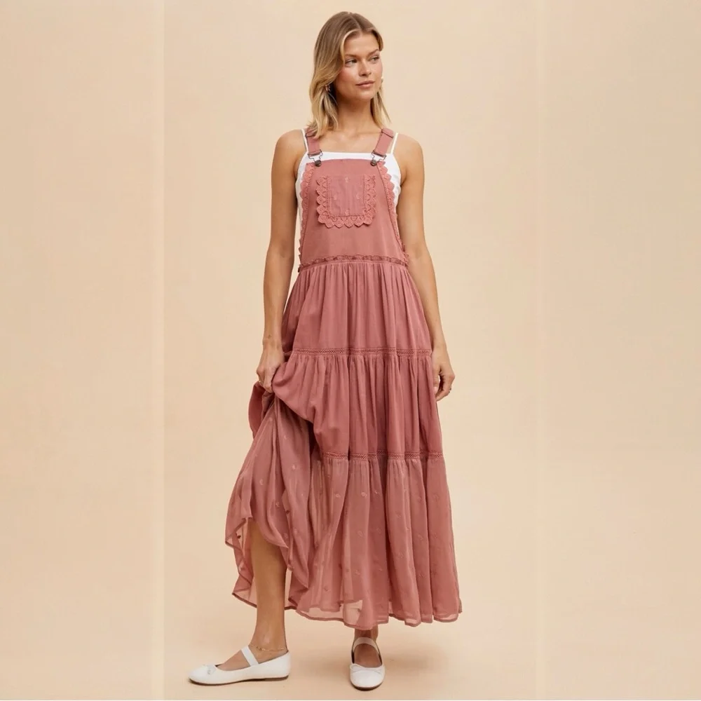 Boho maxi floral embroidered dress - Picture 2 of 3